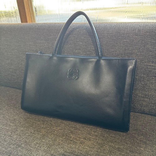 Borsa mano loewe anagram in - a,